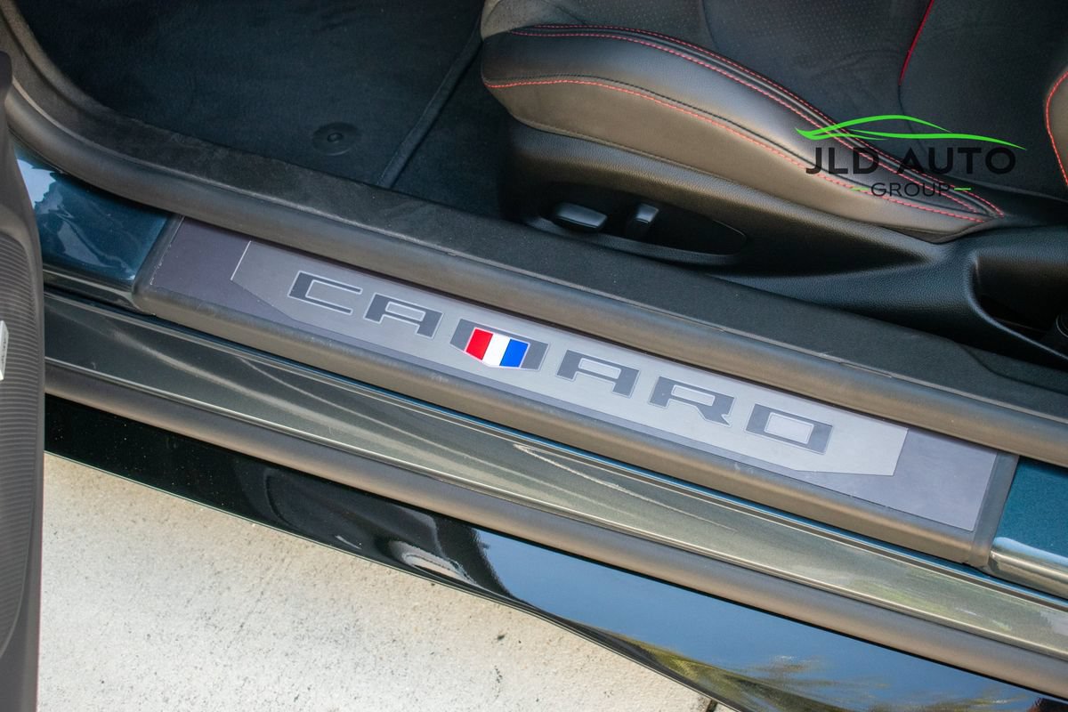Used 2023 Chevrolet Camaro ZL1 RWD image 27