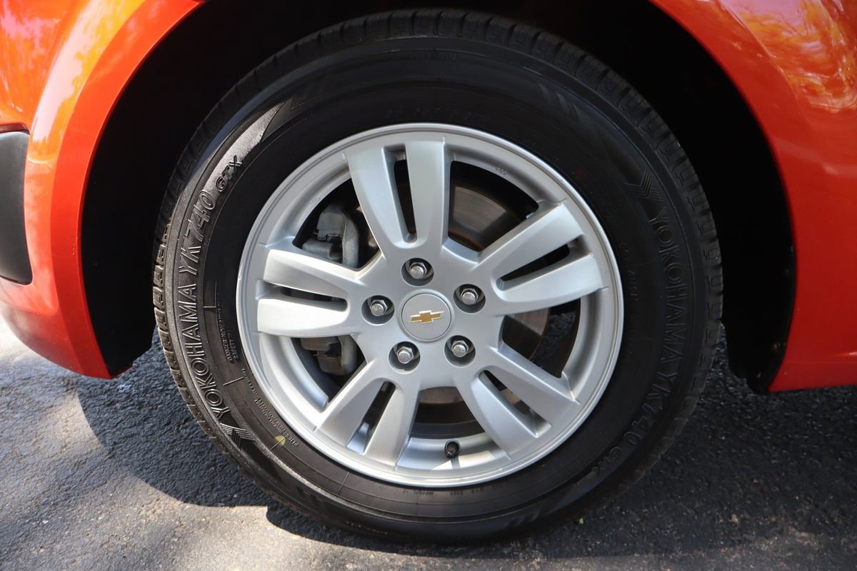 Used 2012 Chevrolet Sonic LT FWD image 40