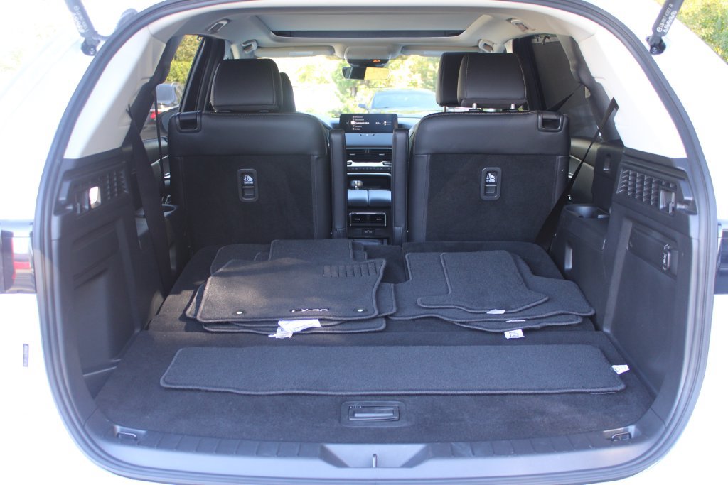 Used 2024 MAZDA CX-90 3.3 Turbo w/ Premium Package AWD/4WD image 33