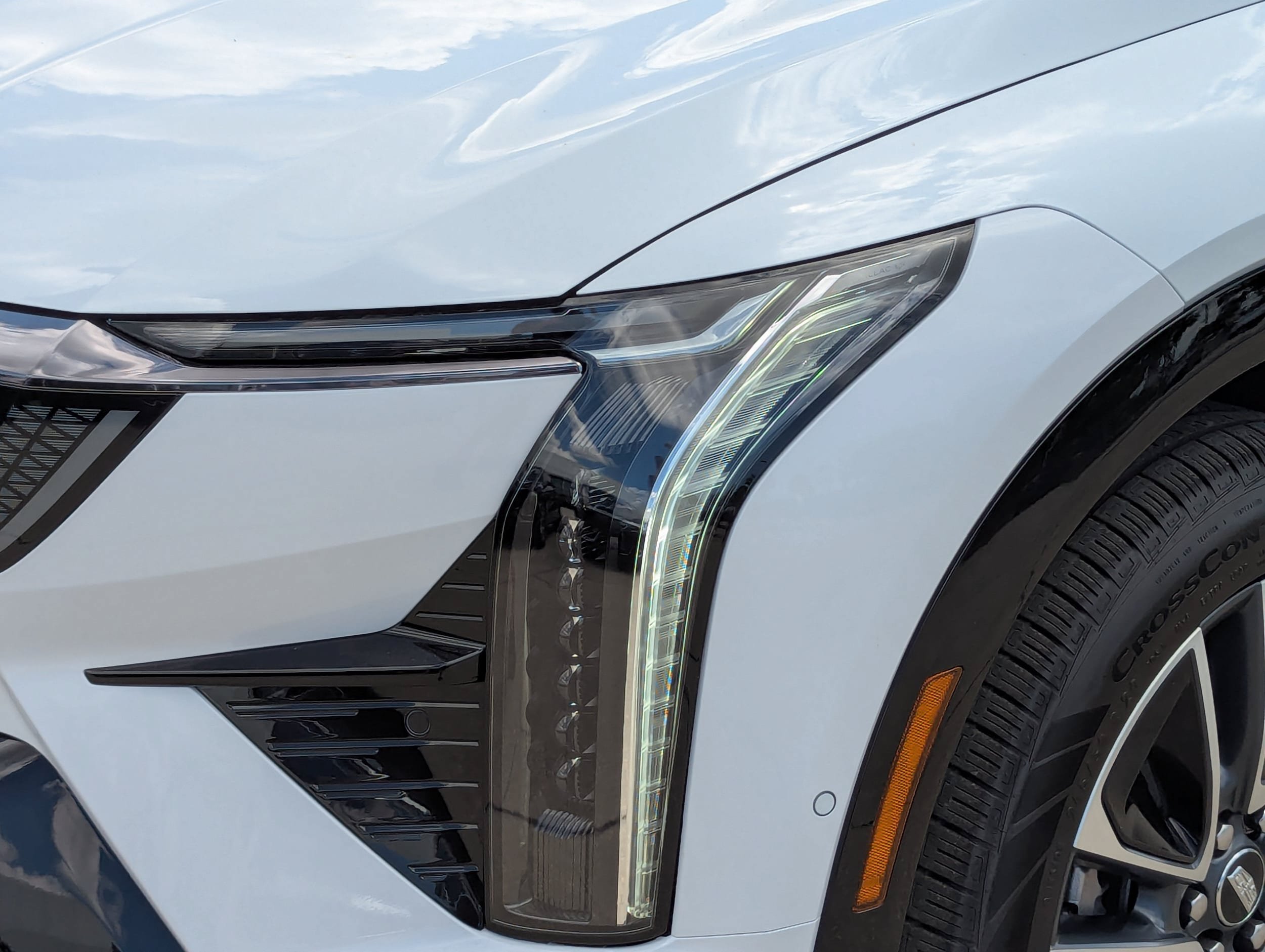 New 2026 Cadillac Optiq Sport 1 w/ LPO, Floor Liner Package RWD image 9
