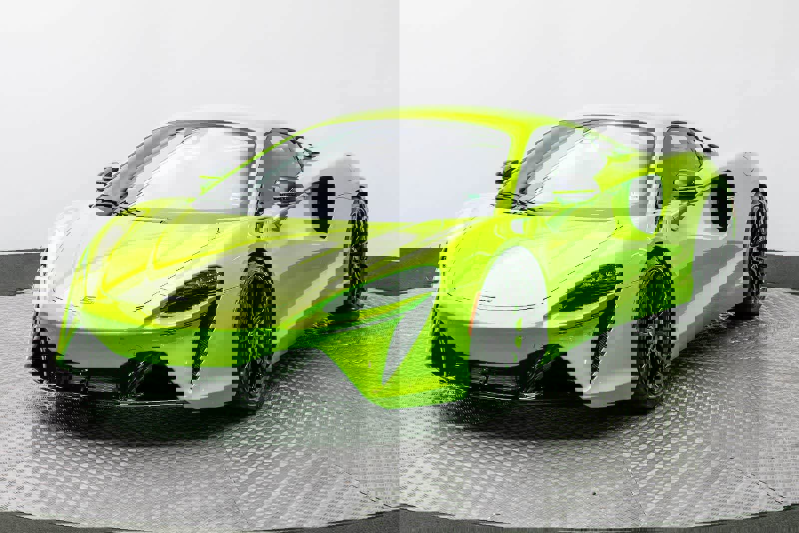 New 2026 McLaren Artura image 1