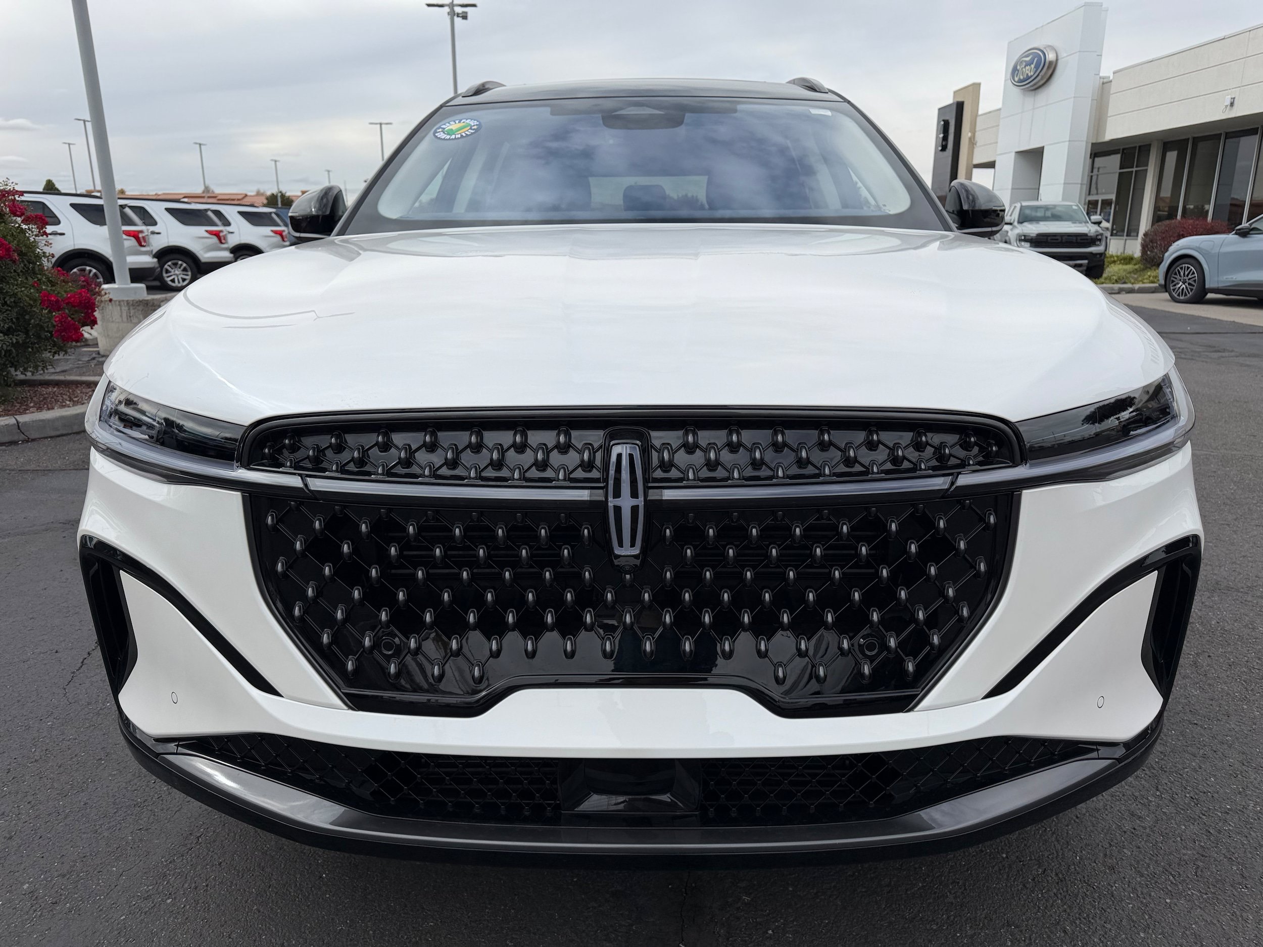 New 2026 Lincoln Nautilus Reserve AWD/4WD image 8