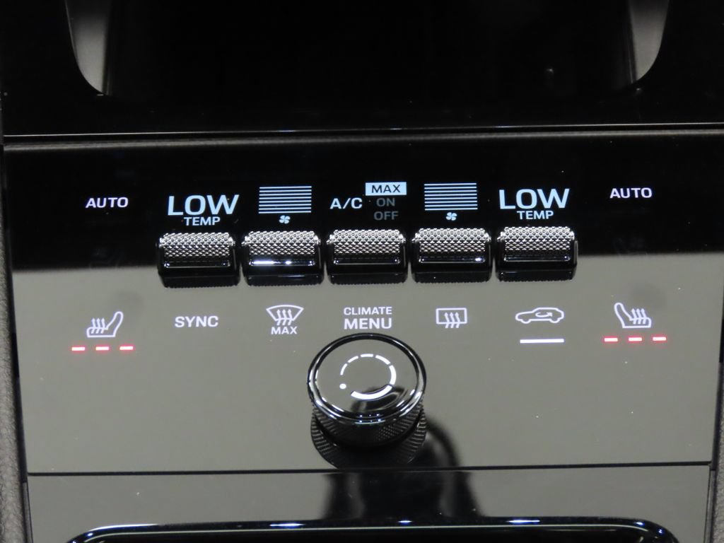 Certified 2025 Porsche Cayenne S AWD/4WD image 30
