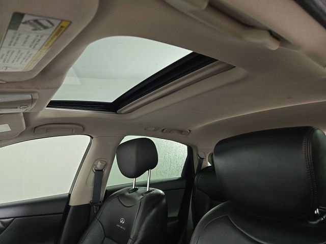 Used 2014 INFINITI QX70 AWD w/ Premium Package image 32