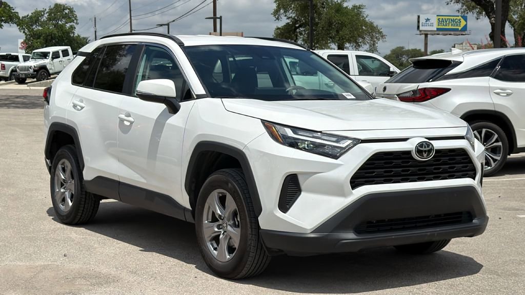 Certified 2025 Toyota RAV4 XLE FWD image 3