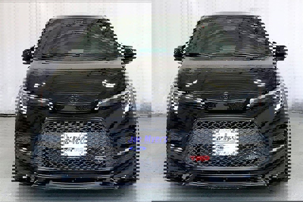 Used 2024 Toyota Corolla SE image 2