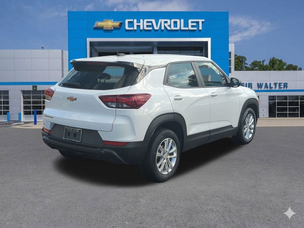 Used 2024 Chevrolet TrailBlazer LS image 6