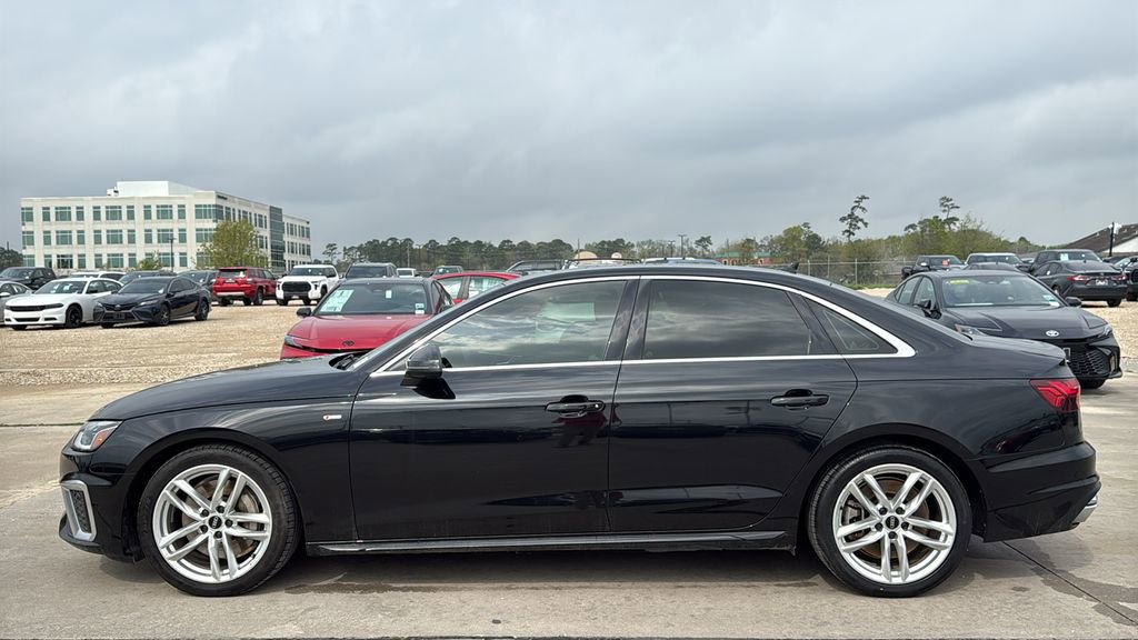 Used 2022 Audi A4 2.0T Premium Plus w/ Premium Plus Package image 2