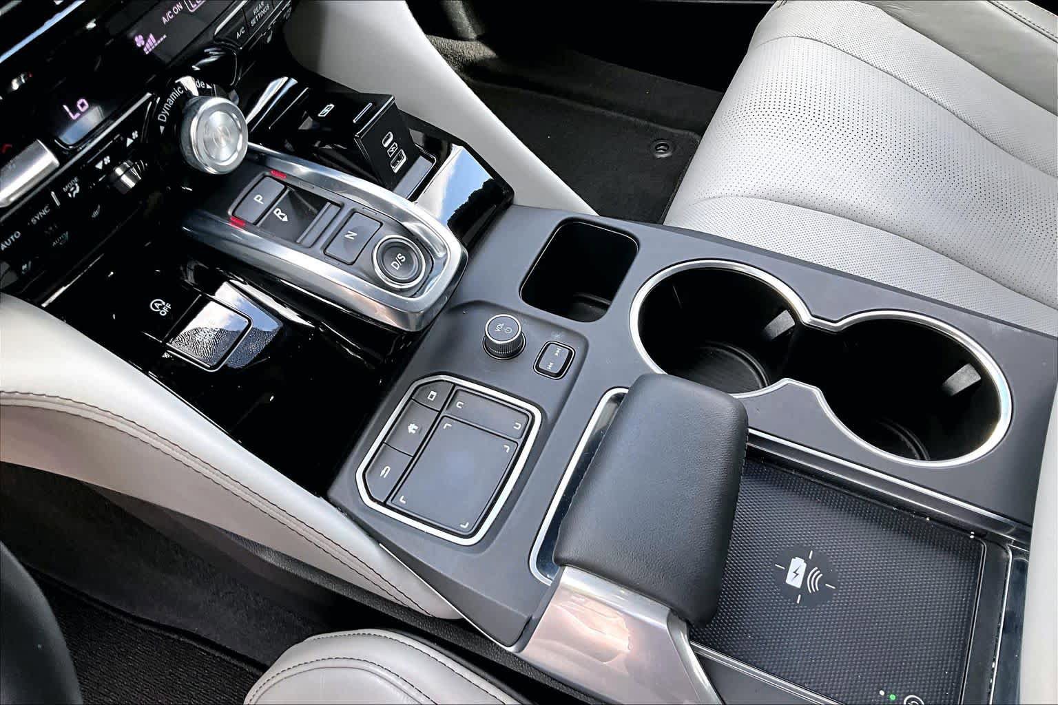 Used 2022 Acura MDX SH-AWD w/ Advance Package image 17