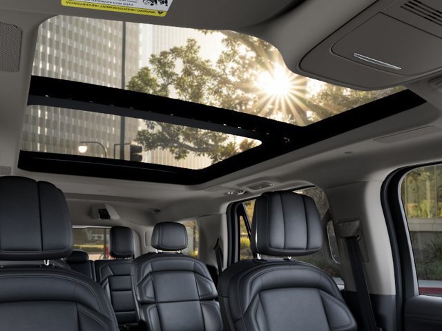 New 2027 Lincoln Navigator Reserve AWD/4WD image 24