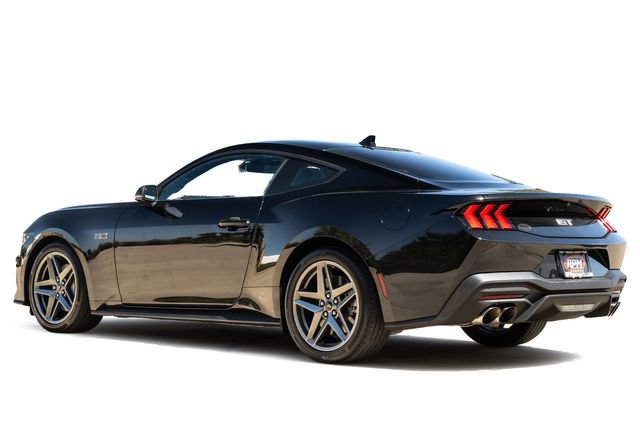 Used 2024 Ford Mustang GT Premium RWD image 4