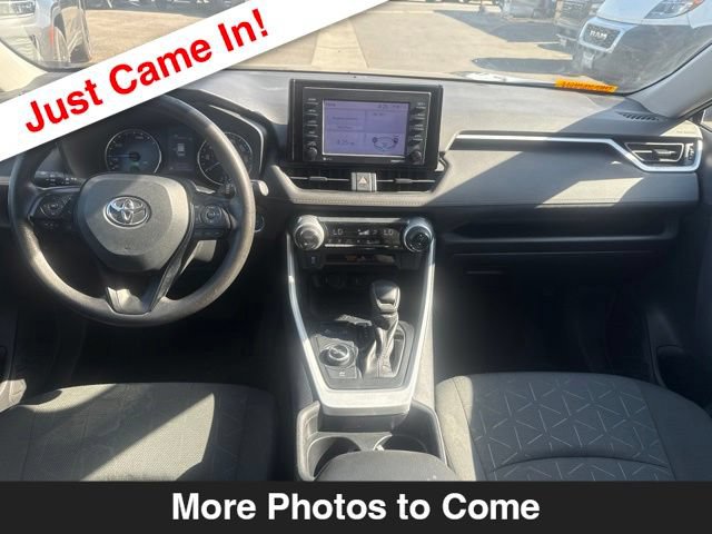 Used 2021 Toyota RAV4 XLE AWD/4WD image 10
