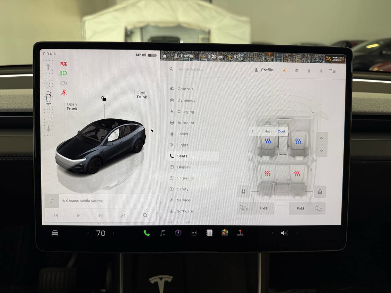 Used 2026 Tesla Model Y Long Range image 16