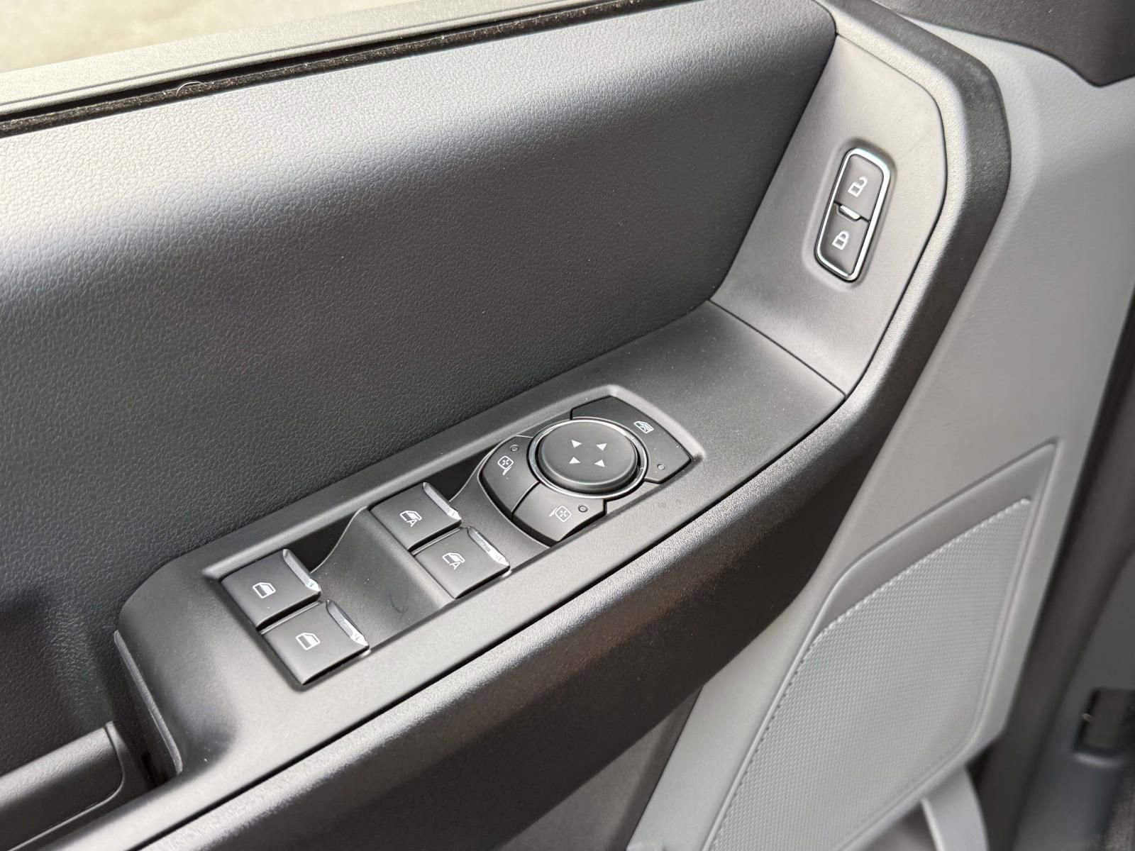 New 2026 Ford F550 4x4 Supercab Super Duty image 17