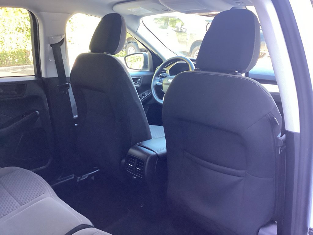 Used 2022 Ford Escape SE w/ Convenience Package FWD image 40