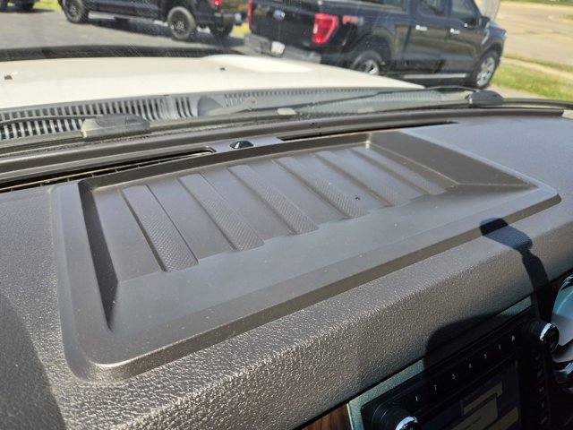 Used 2011 Ford F350 Lariat w/ Lariat Ultimate Pkg AWD/4WD image 8