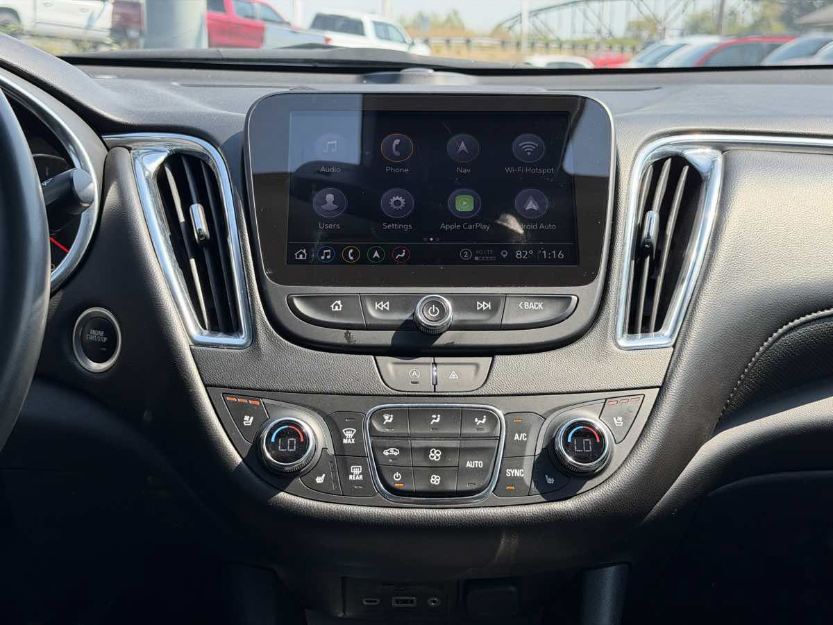 Used 2023 Chevrolet Malibu LT FWD image 24