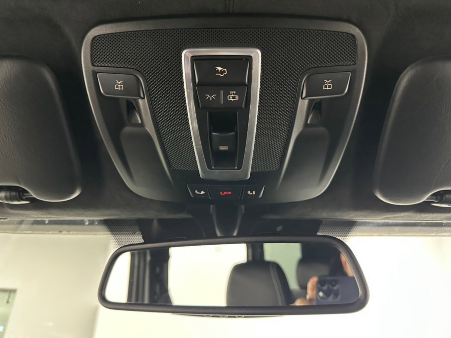 Used 2017 Mercedes-Benz G 550 Squared image 45