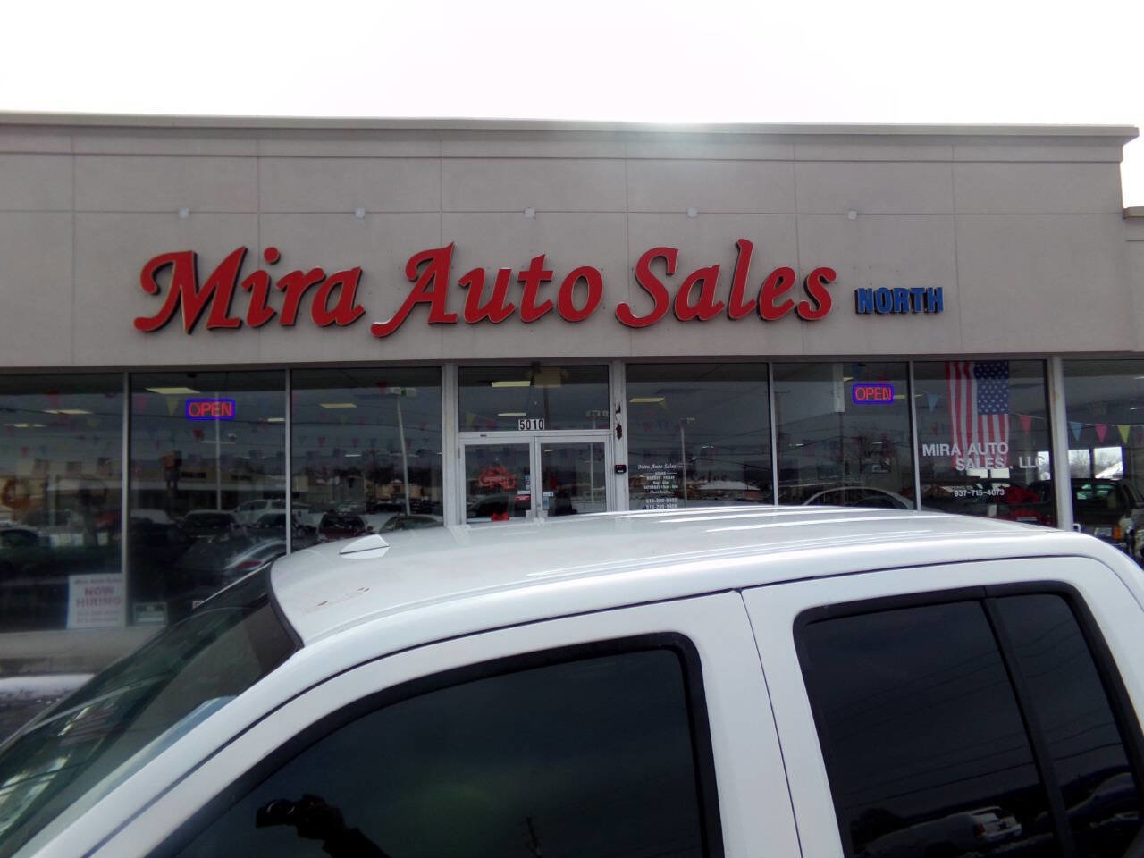 Used 2018 Nissan Frontier SV image 9