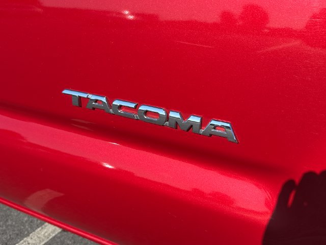 Used 2015 Toyota Tacoma 4x4 Double Cab w/ SR5 Package image 13