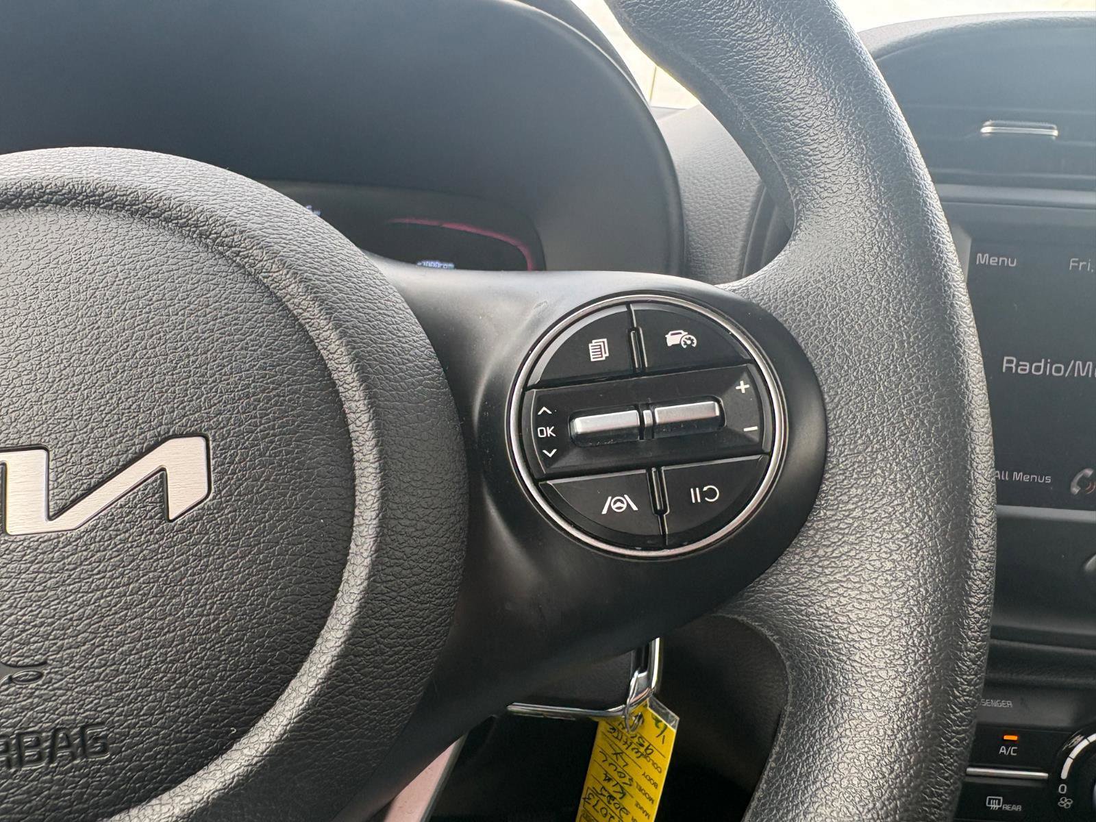 Used 2025 Kia Soul LX image 33