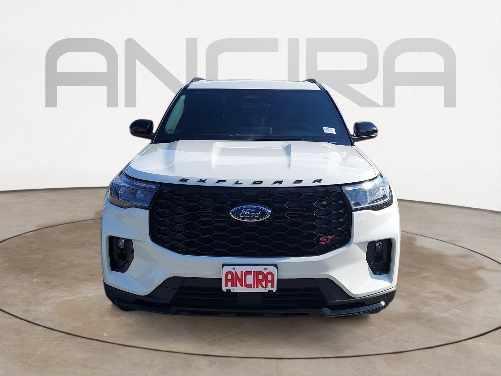 Used 2025 Ford Explorer ST AWD/4WD image 5