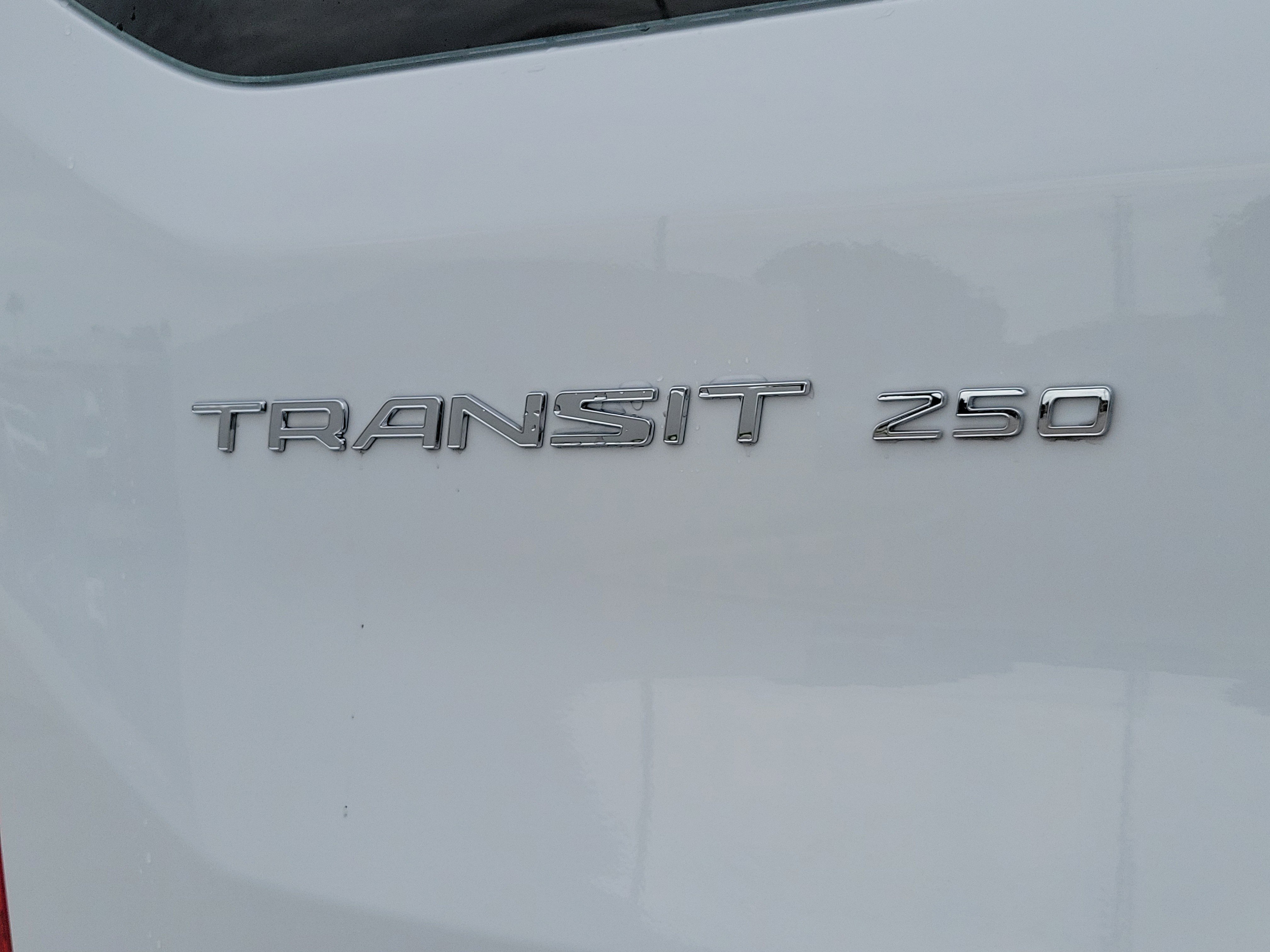 Used 2025 Ford Transit 250 Low Roof w/ Exterior Upgrade Package RWD image 30