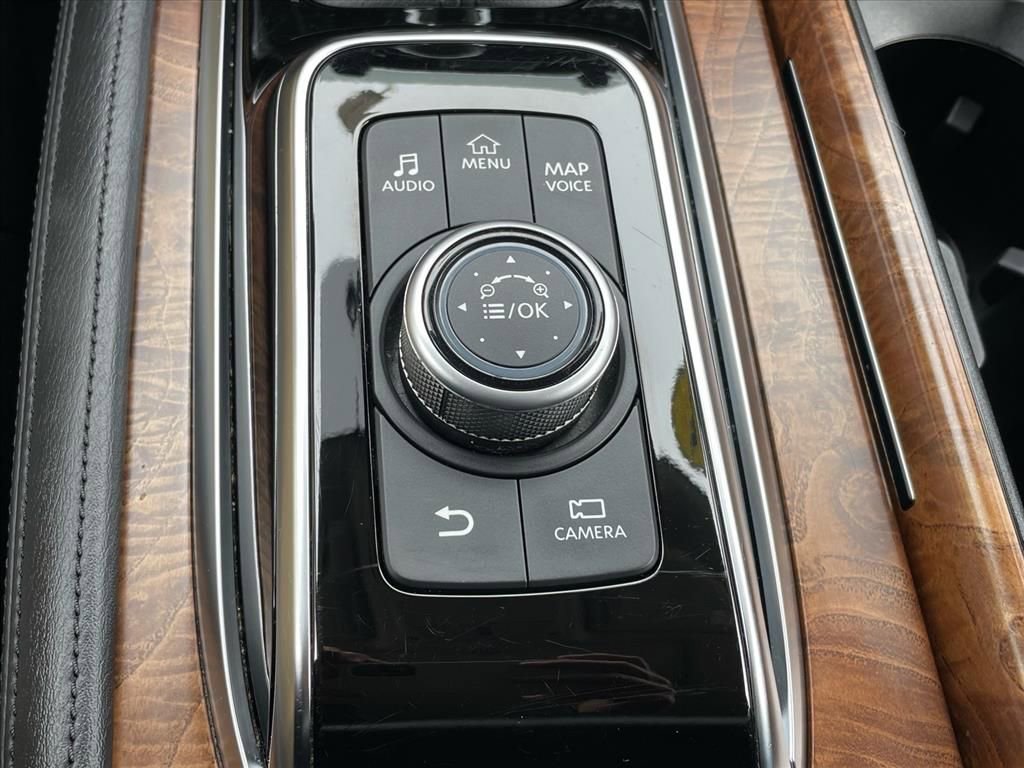 Used 2024 Nissan Armada SL w/ Captain's Chairs Package image 18