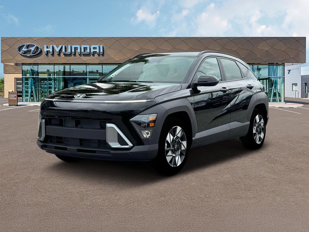 Used 2025 Hyundai Kona SEL image 1