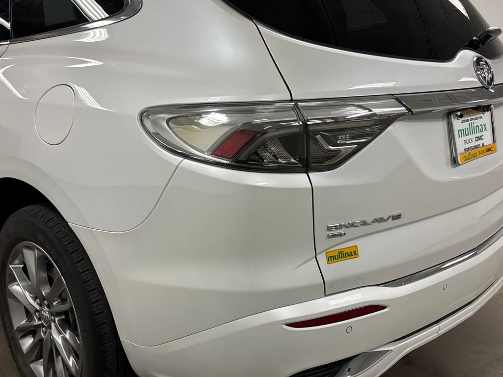 Used 2023 Buick Enclave Avenir w/ Trailering Package, 5000 lbs. image 15