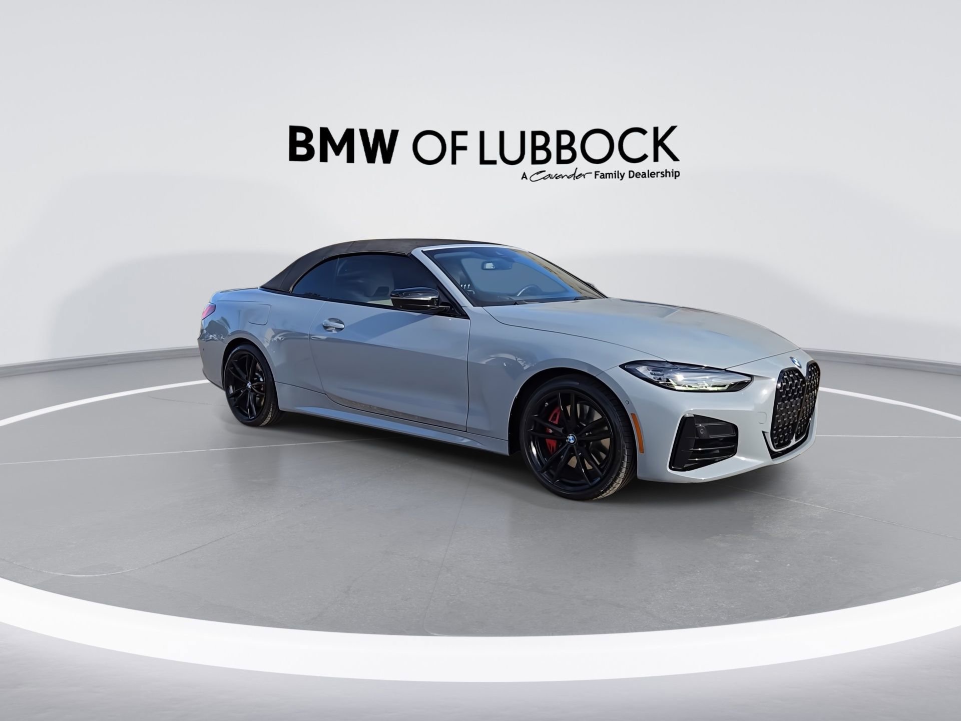 Used 2024 BMW 440i xDrive Convertible w/ Premium Package image 2