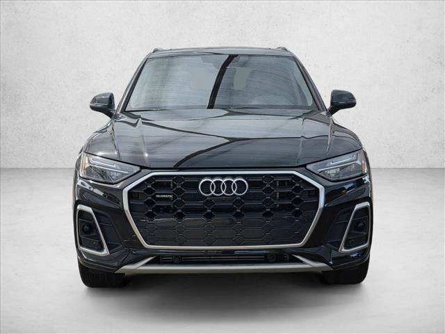 Certified 2025 Audi Q5 e Premium Plus w/ Premium Plus Package image 2