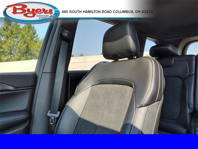 New 2025 Jeep Grand Cherokee Altitude image 25