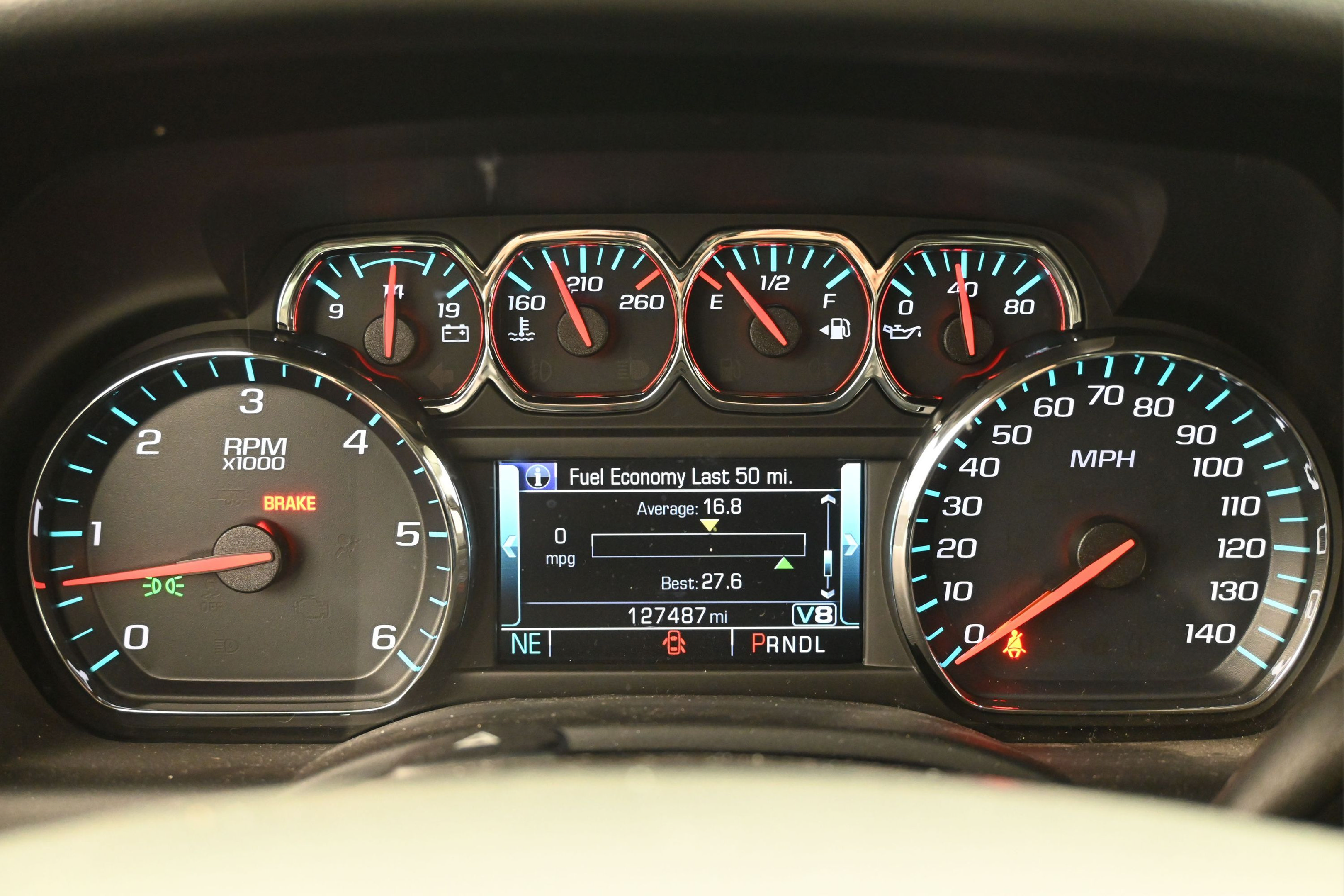 Used 2020 Chevrolet Suburban LS RWD image 16