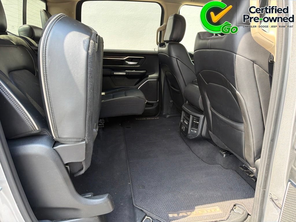 Used 2019 RAM 1500 Laramie AWD/4WD image 30