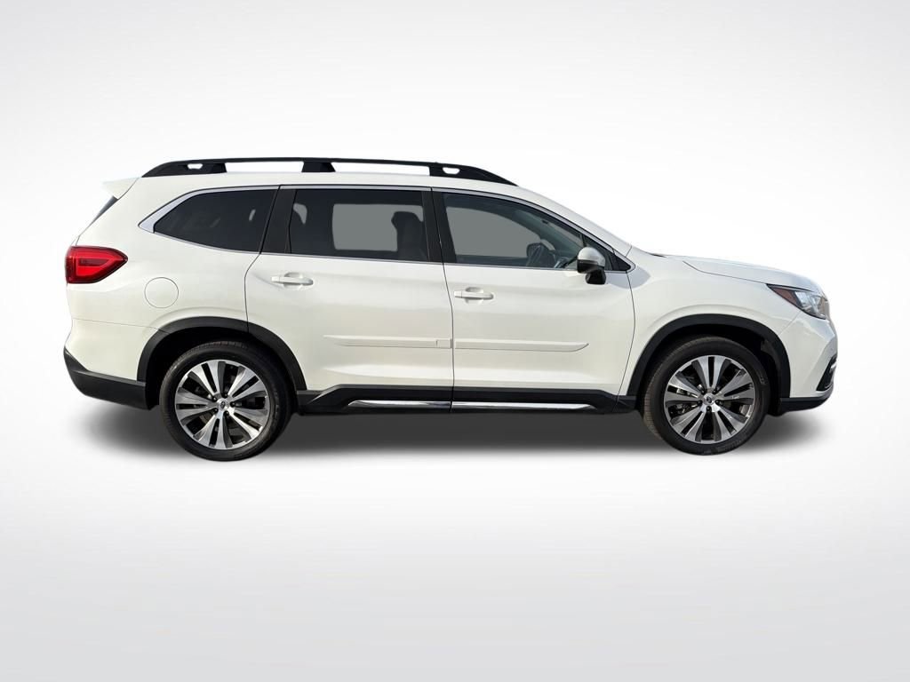 Used 2022 Subaru Ascent Limited image 8