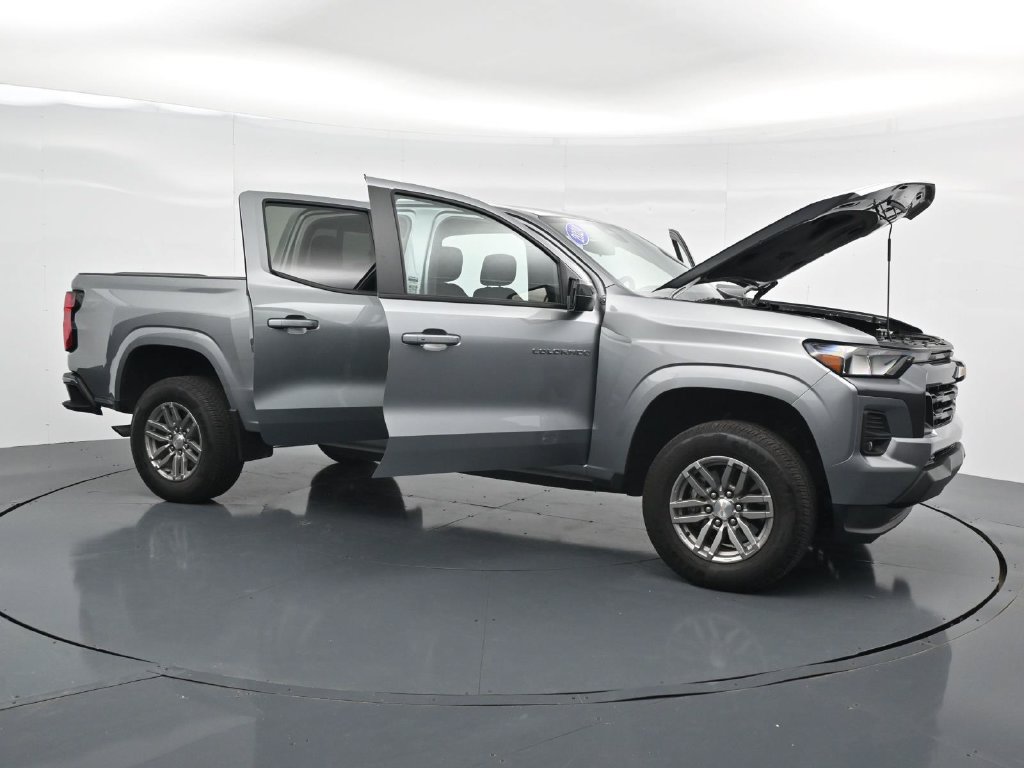 Used 2024 Chevrolet Colorado LT w/ LT Convenience Package RWD image 42