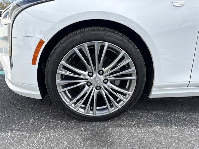 Certified 2025 Cadillac CT4 Premium Luxury image 10