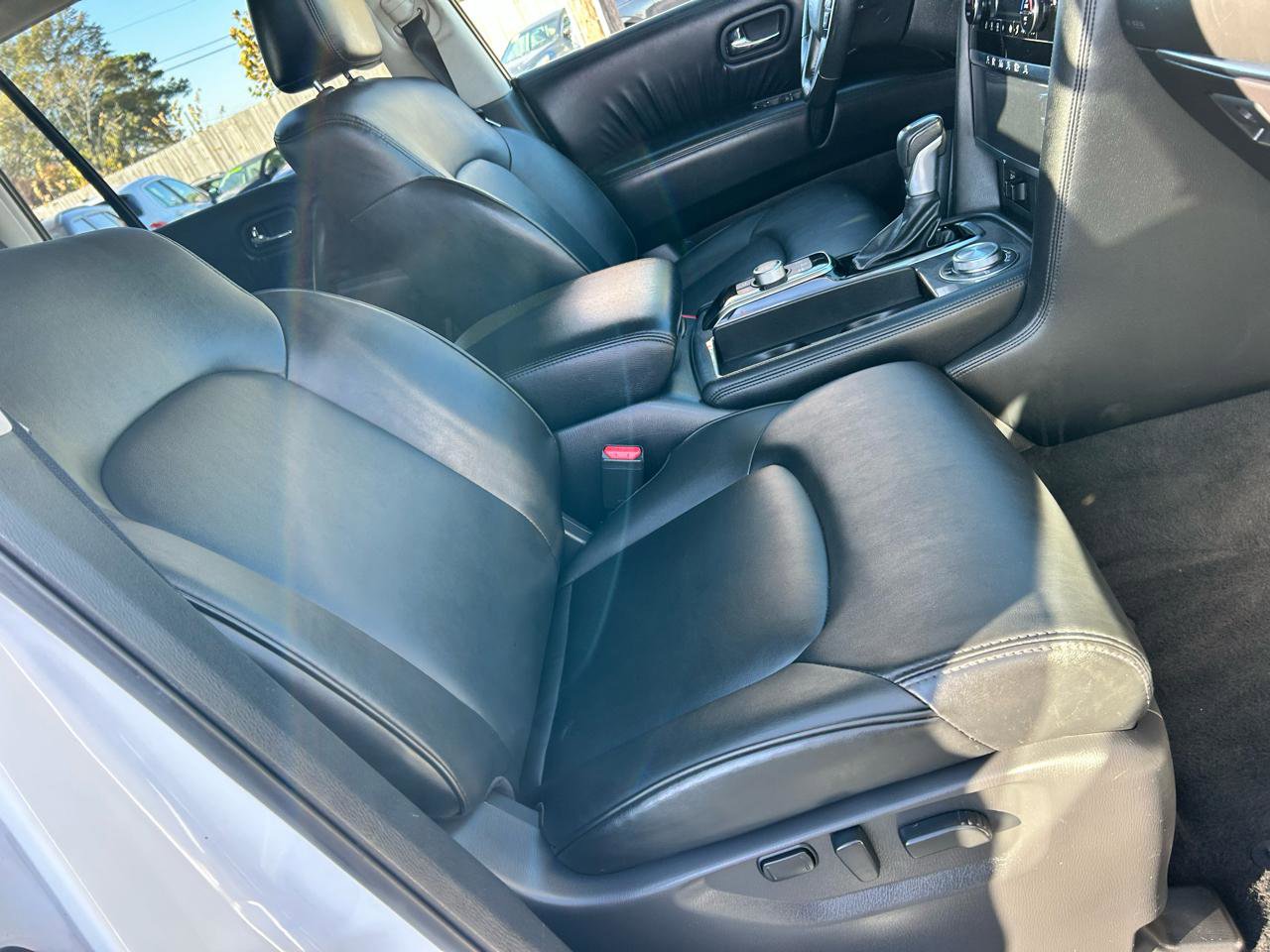 Used 2021 Nissan Armada SV AWD/4WD image 10