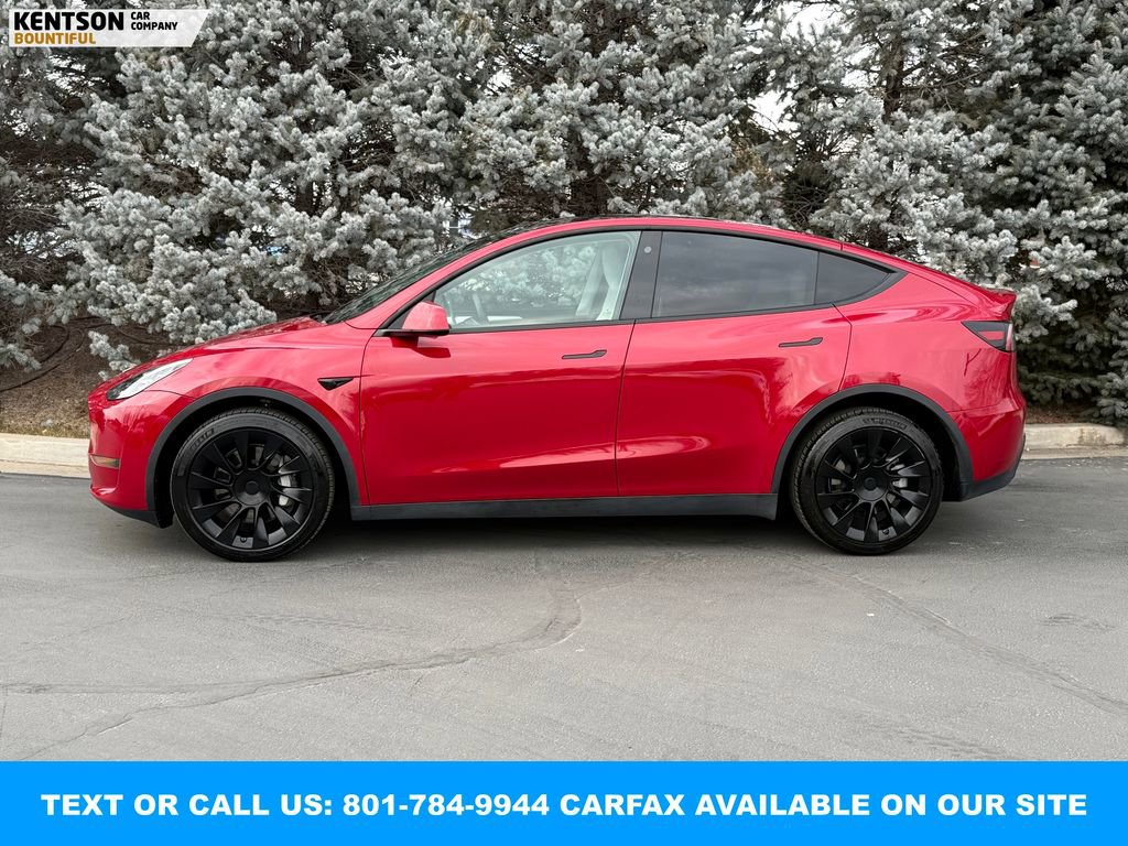 Used 2023 Tesla Model Y Long Range image 2