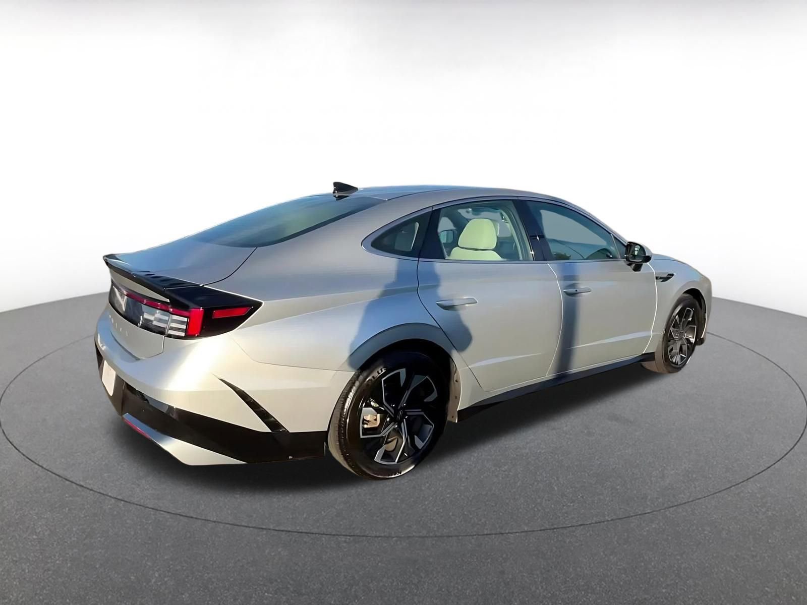 Used 2025 Hyundai Sonata SEL image 15