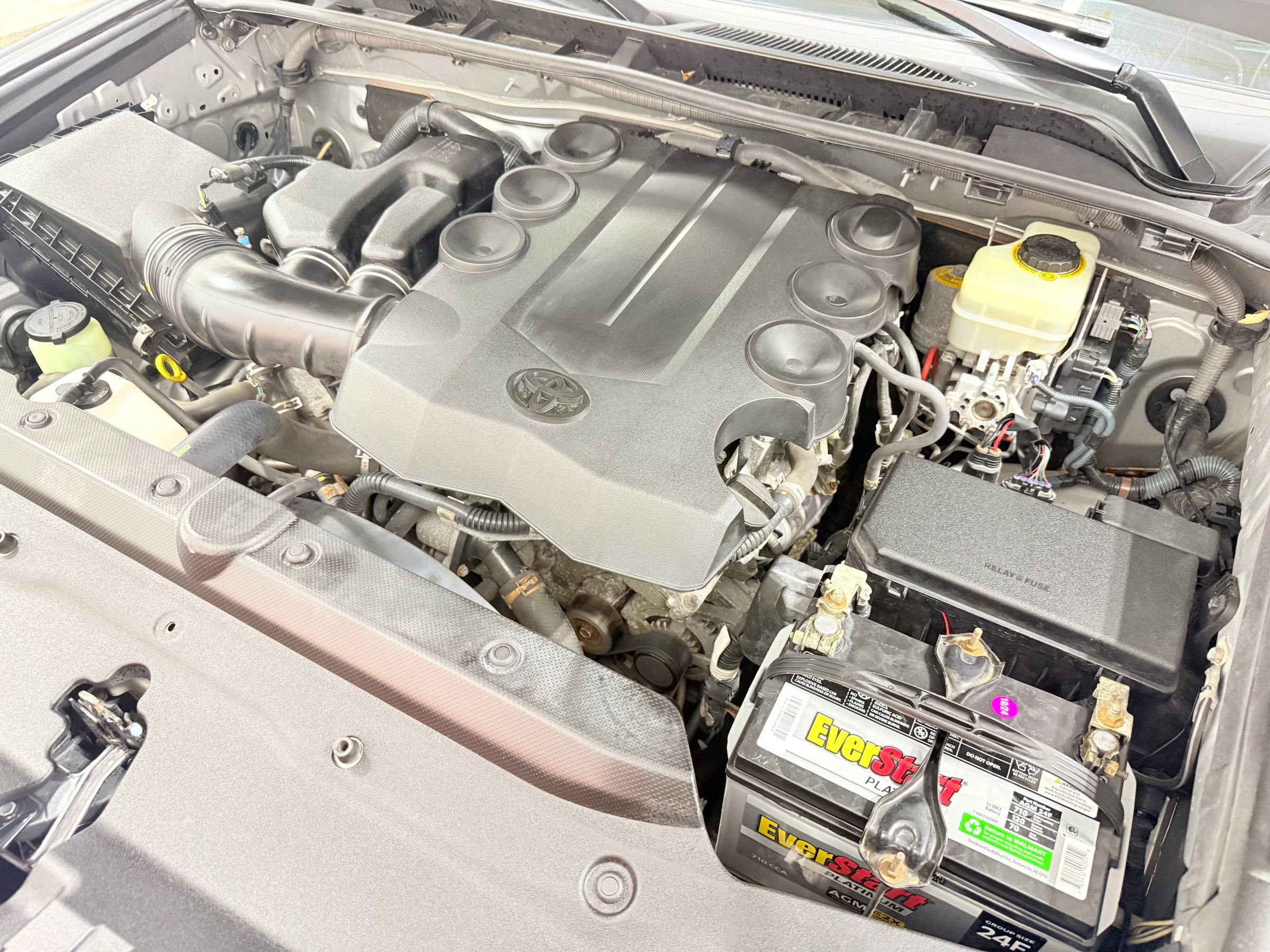 Used 2015 Toyota 4Runner Limited image 38