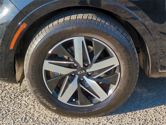 Used 2021 Kia Sorento S w/ Panoramic Sunroof Package image 12