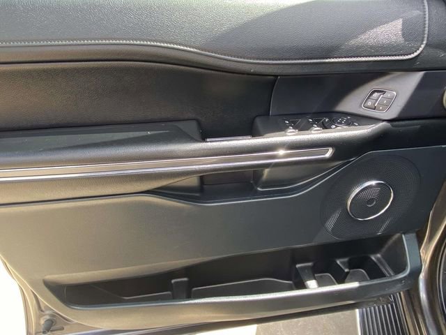 Used 2021 Ford Expedition XLT RWD image 19