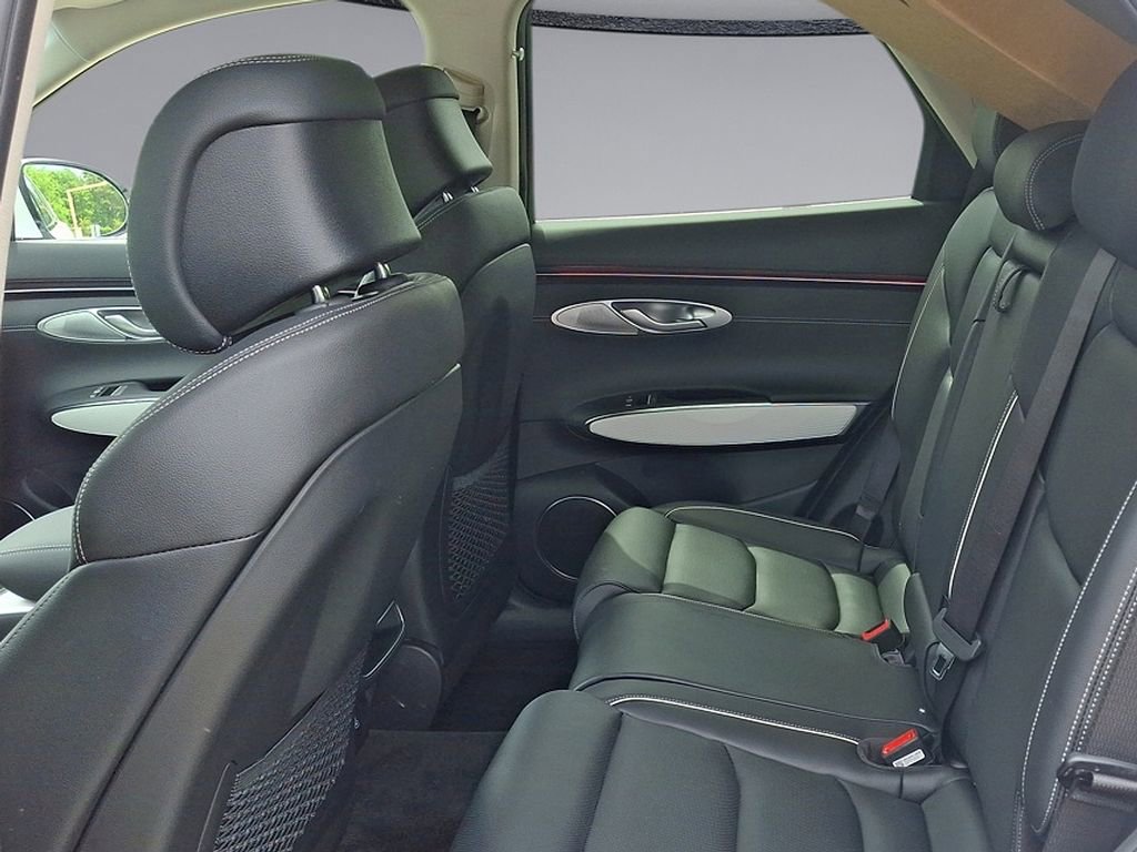 New 2026 Genesis GV70 2.5T Advanced AWD/4WD image 15