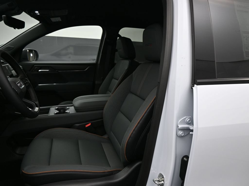 New 2026 GMC Acadia AT4 w/ Luxury Package AWD/4WD image 14