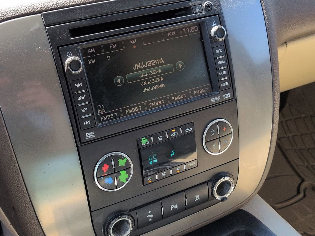 Used 2010 GMC Sierra 2500 SLT w/ Entertainment Package image 8