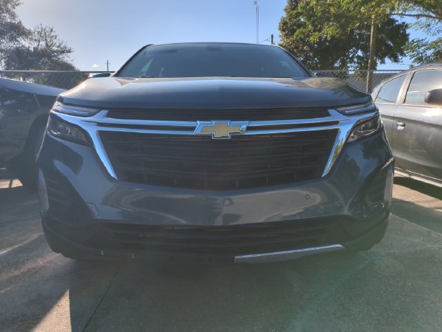 Used 2024 Chevrolet Equinox LT FWD image 2