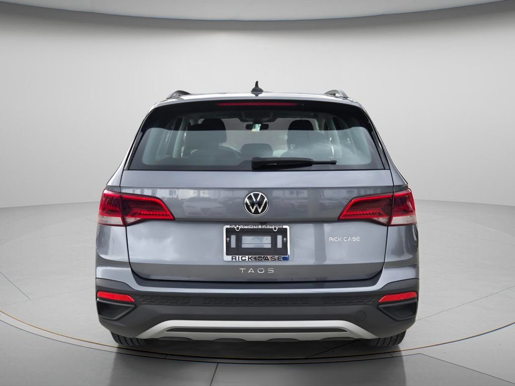 Certified 2024 Volkswagen Taos S FWD image 5