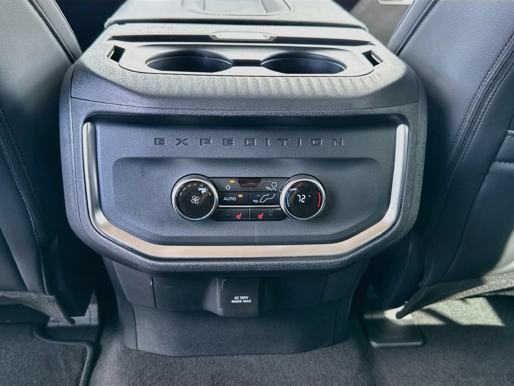 New 2027 Ford Expedition Platinum RWD image 26